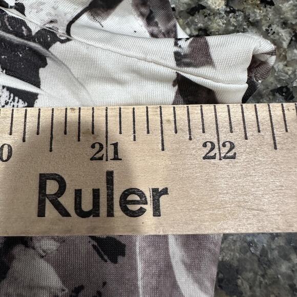 Apt 9 Shirt Women 1X Black White Brown Embellished Short Sleeve Stretch Print - Picture 5 of 7